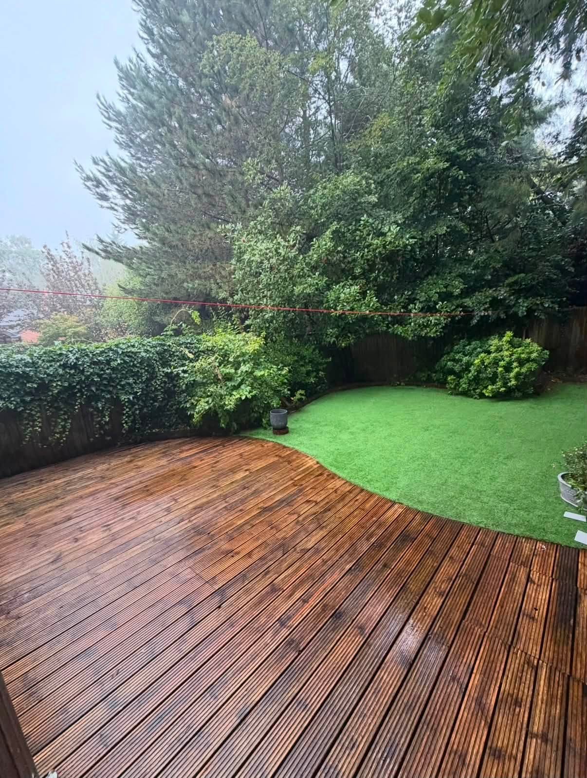 Decking Cleaning by Hydro-Jet
